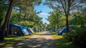 Lire la suite à propos de l’article Découvrir le Landae Camping Municipal à Ondres-Océan : votre camp de base idéal pour explorer les plus belles plages